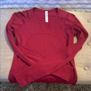 Lululemon Swiftly Tech 2.0 Waist length- size 6